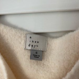 NWOT! A New Day sweater tank top